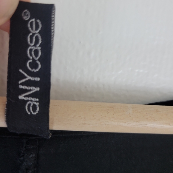 aNYcase Black Batwing Heavy Satin Blouse - Picture 4 of 7